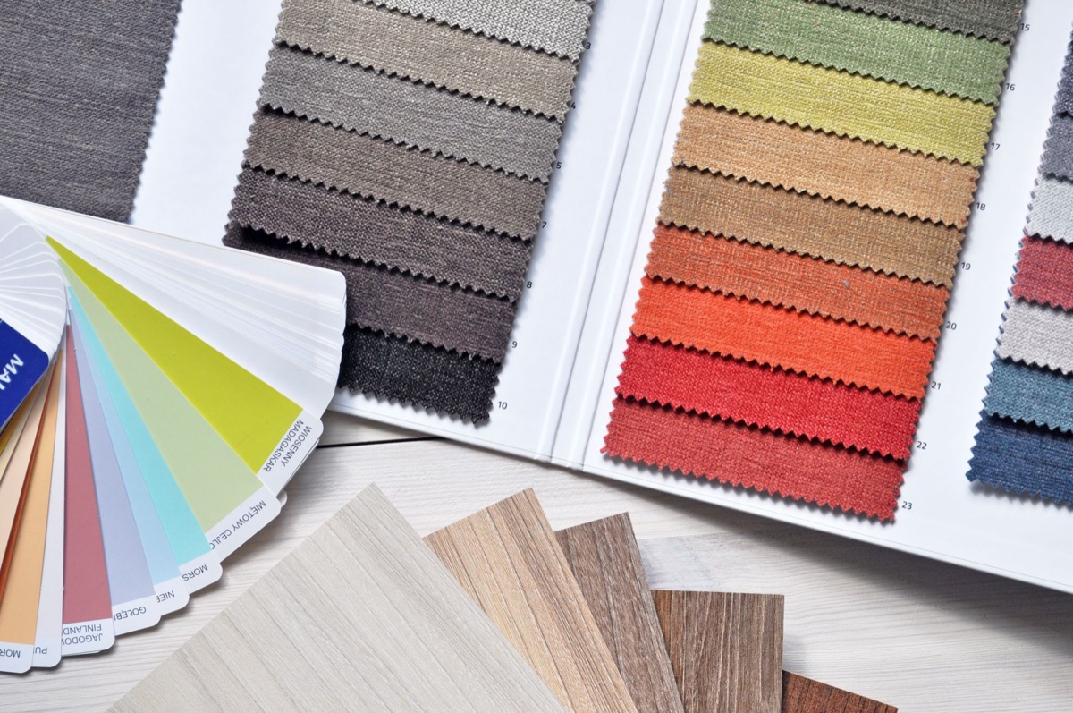 Interieurontwerp moodboard met materiaalstalen.