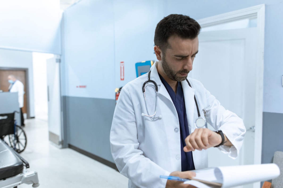 interior de consultorio médico